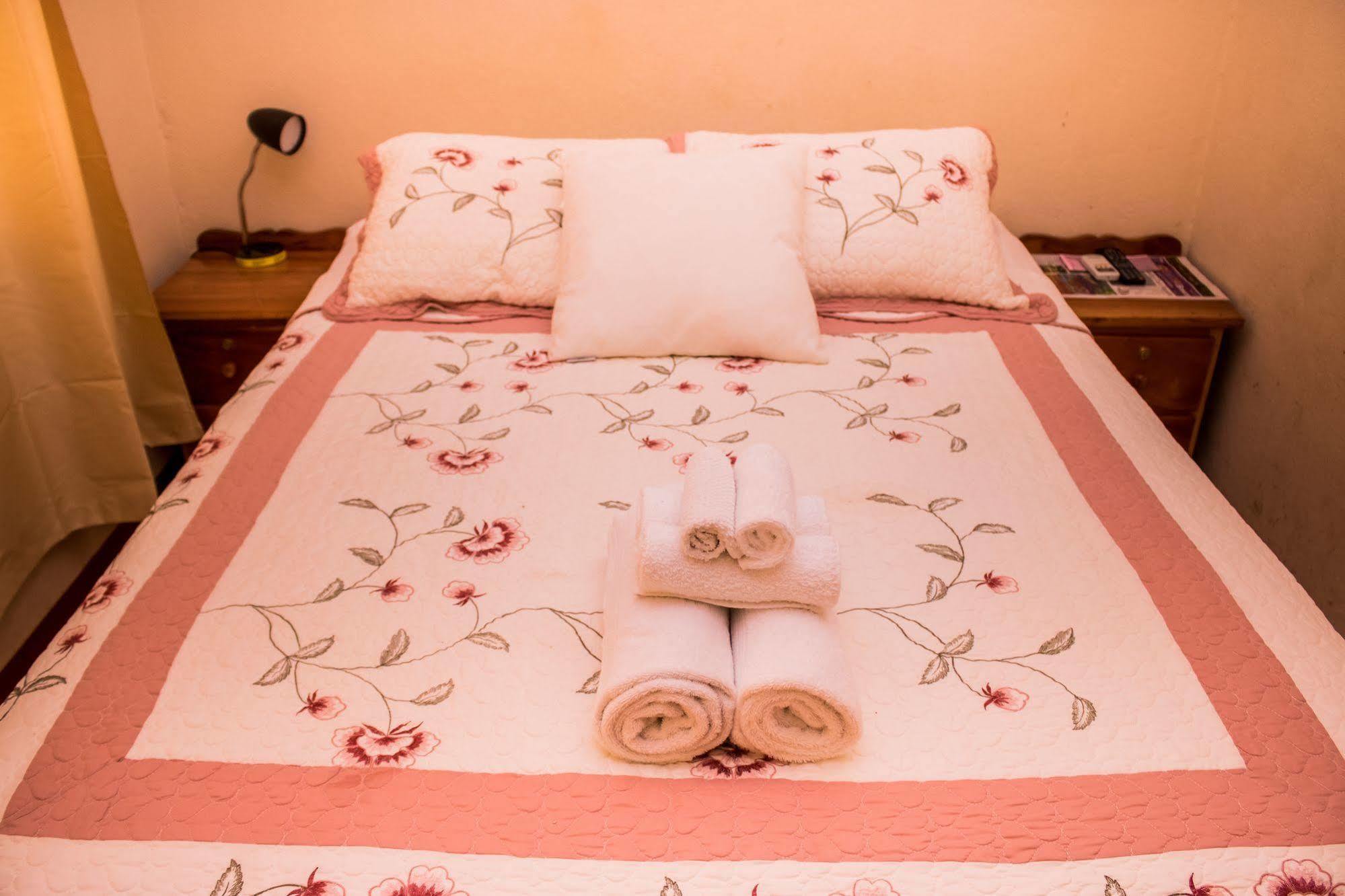 Serenade Hotel Placencia 외부 사진