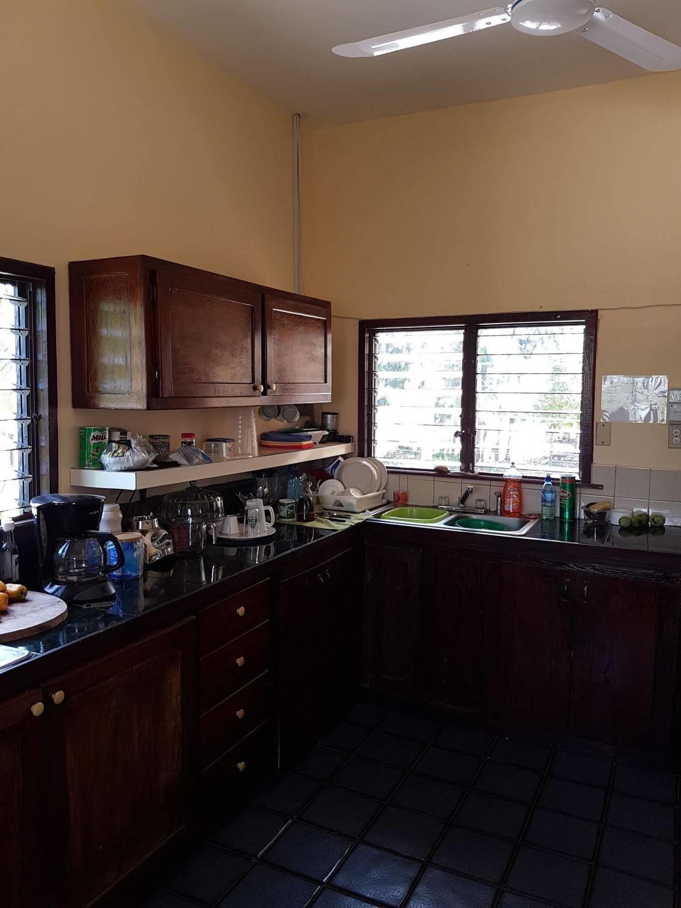 Serenade Hotel Placencia 외부 사진