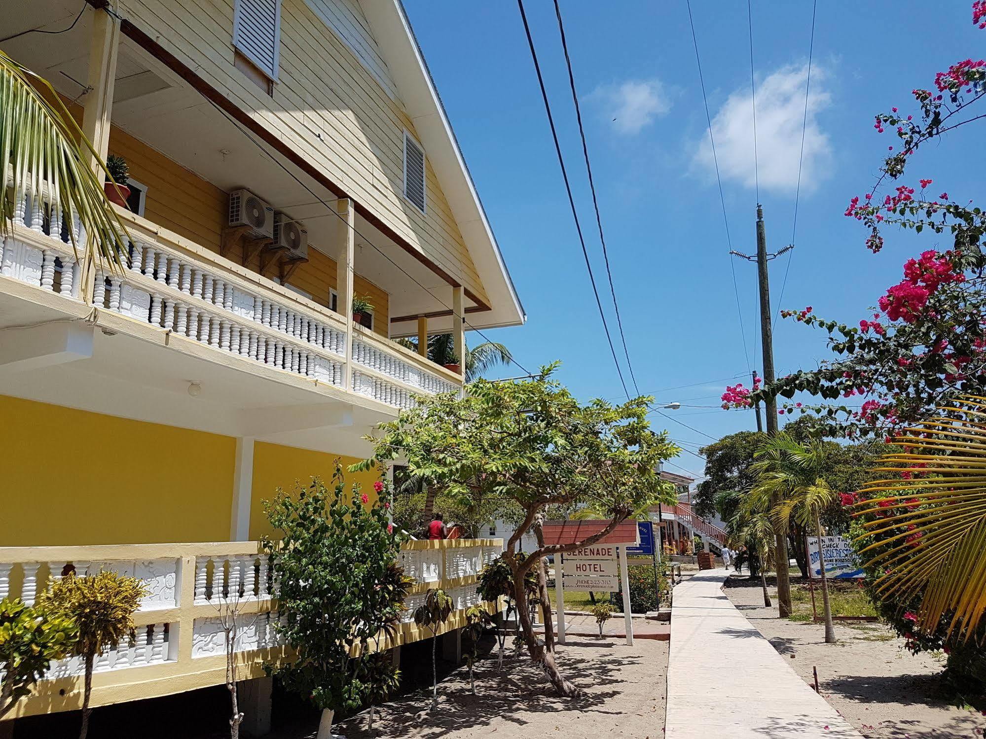 Serenade Hotel Placencia 외부 사진